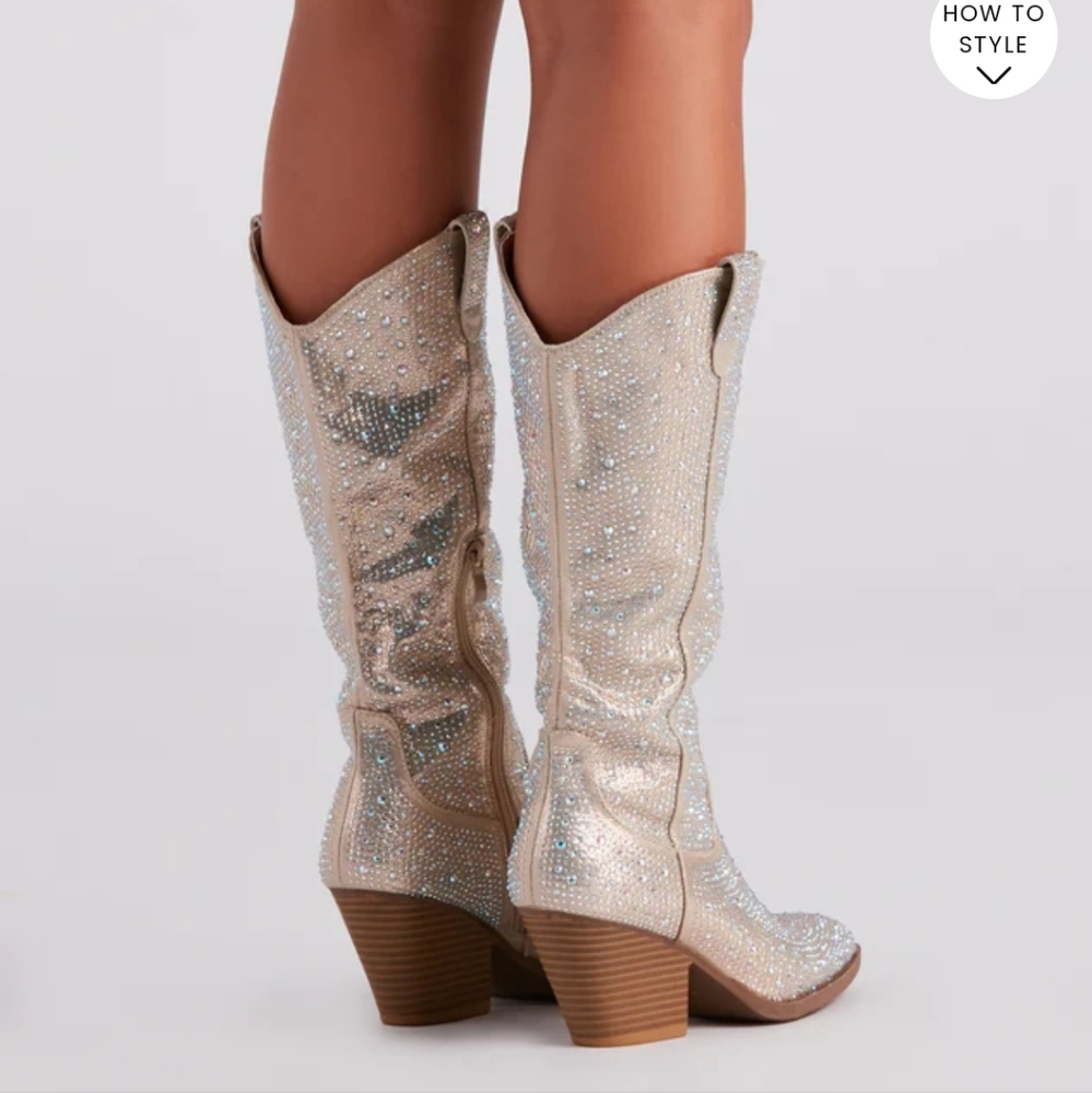 $93! TODAY ONLY! NIB Sparkly Rose Gold Rhinestone Cowboy Boots - Picture 4 of 4